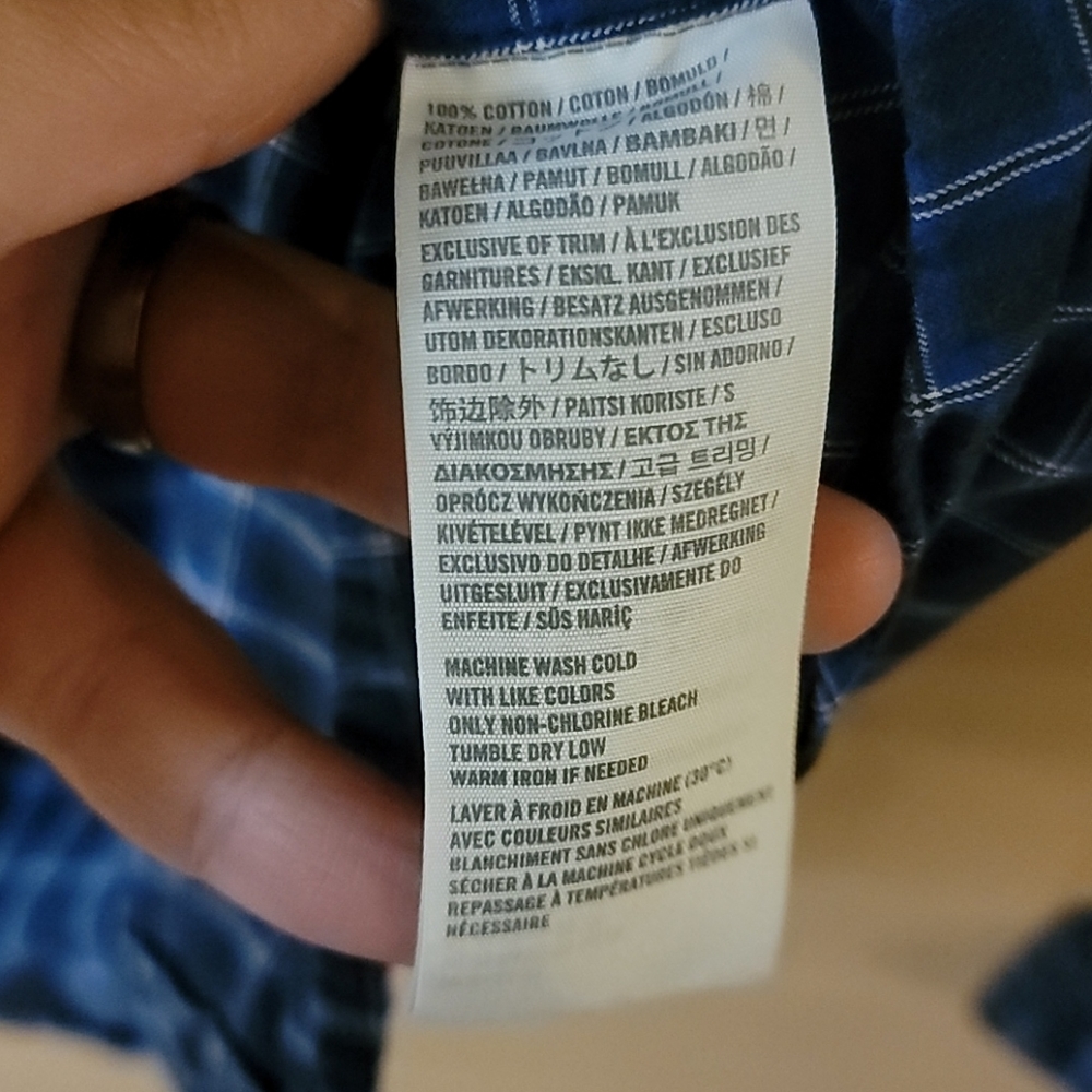 Abercrombie & Fitch Button Down Size L - Picture 7 of 7
